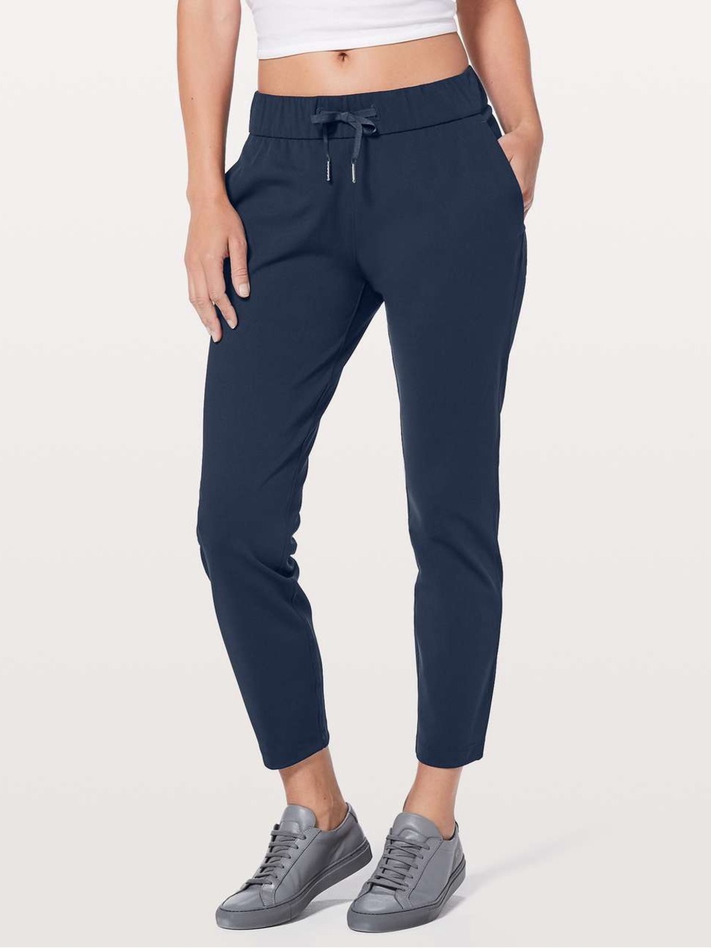 Lululemon On The Fly 7/8 Pant True Navy Luxtreme Jogger Size 6, 27” inseam